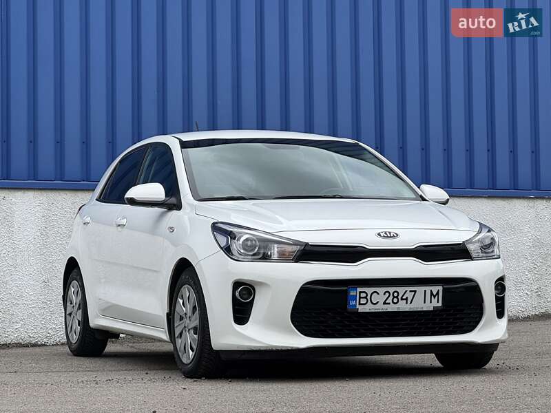 Хетчбек Kia Rio 2017 в Львові