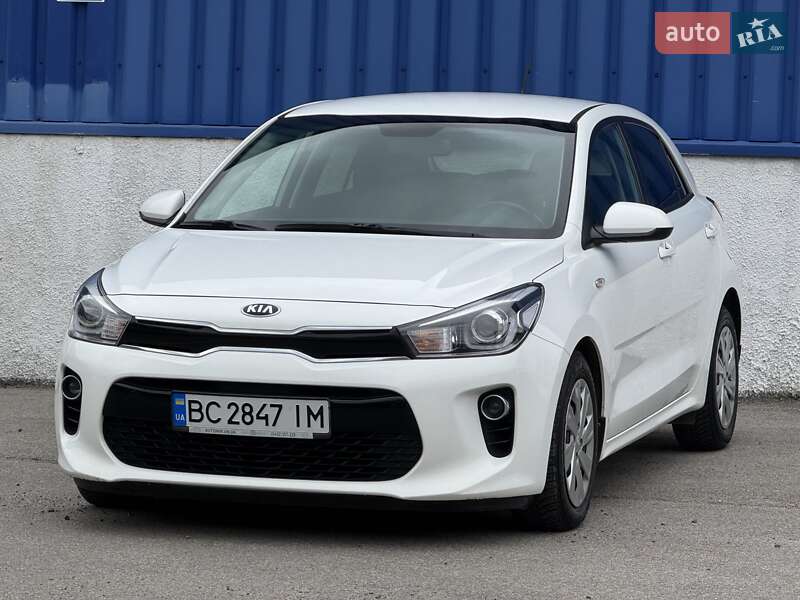 Хетчбек Kia Rio 2017 в Львові