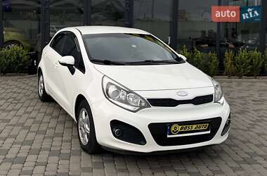Хэтчбек Kia Rio 2013 в Мукачево