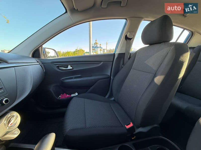 Хетчбек Kia Rio 2021 в Кривому Розі