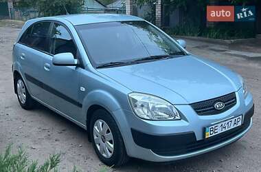 Хетчбек Kia Rio 2006 в 