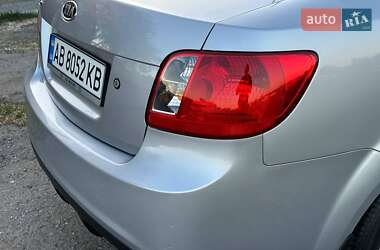 Седан Kia Rio 2011 в 