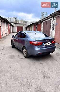Седан Kia Rio 2012 в 