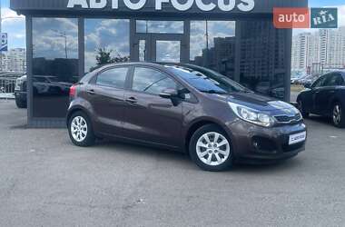 Хэтчбек Kia Rio 2014 в Киеве