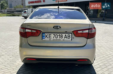Седан Kia Rio 2012 в 
