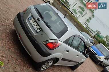 Хэтчбек Kia Rio 2008 в 