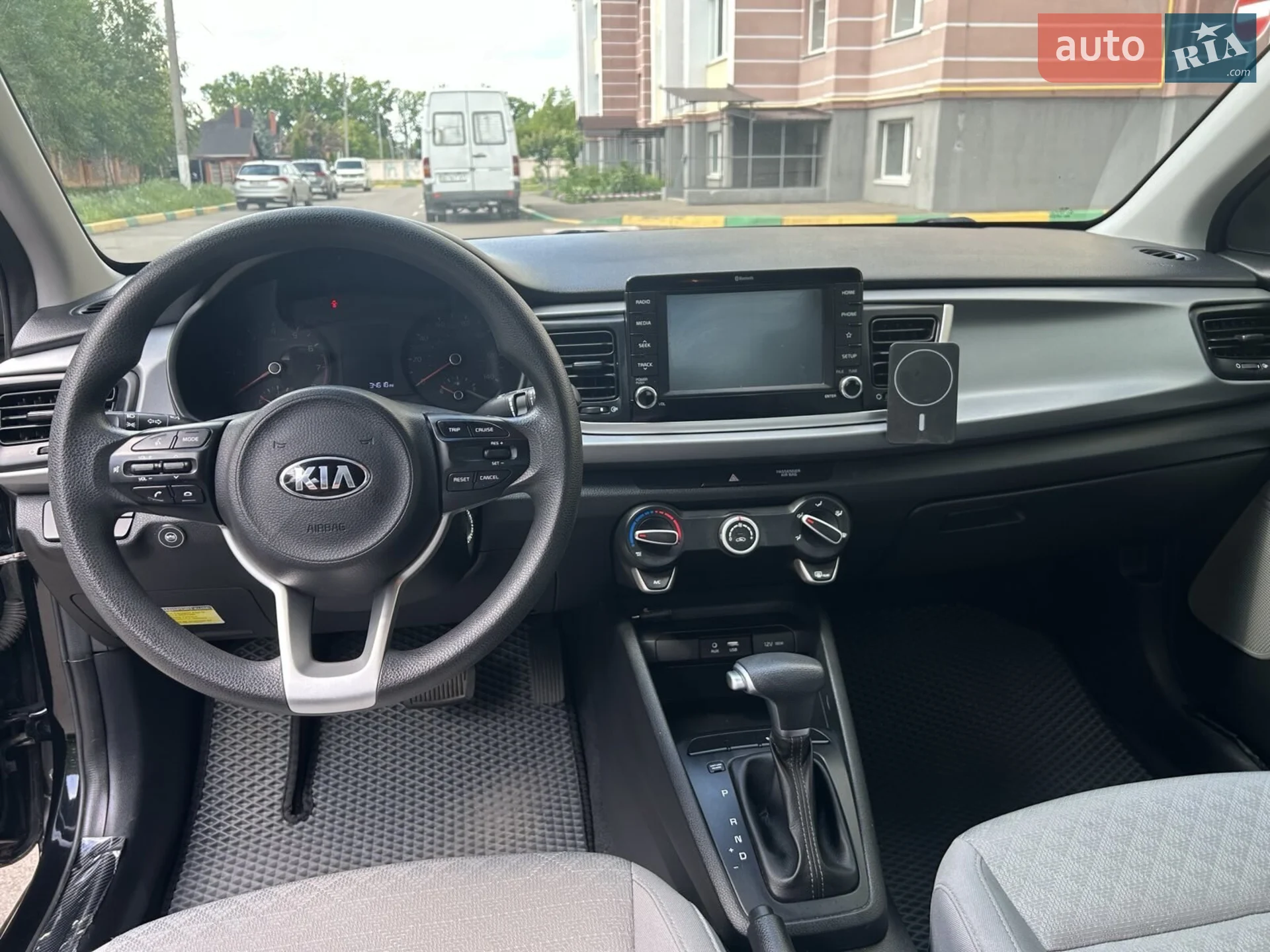 2020 Kia Rio - мініатюра 4
