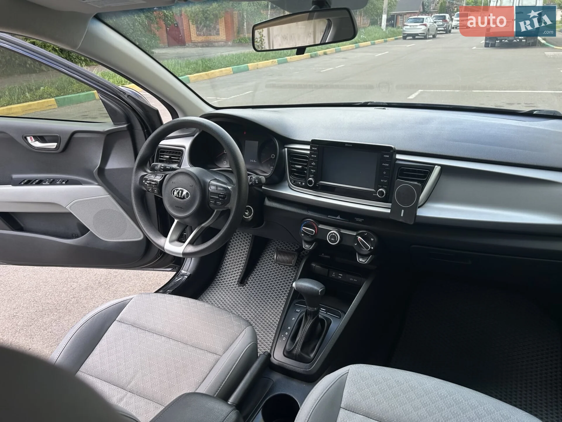 2020 Kia Rio - мініатюра 3