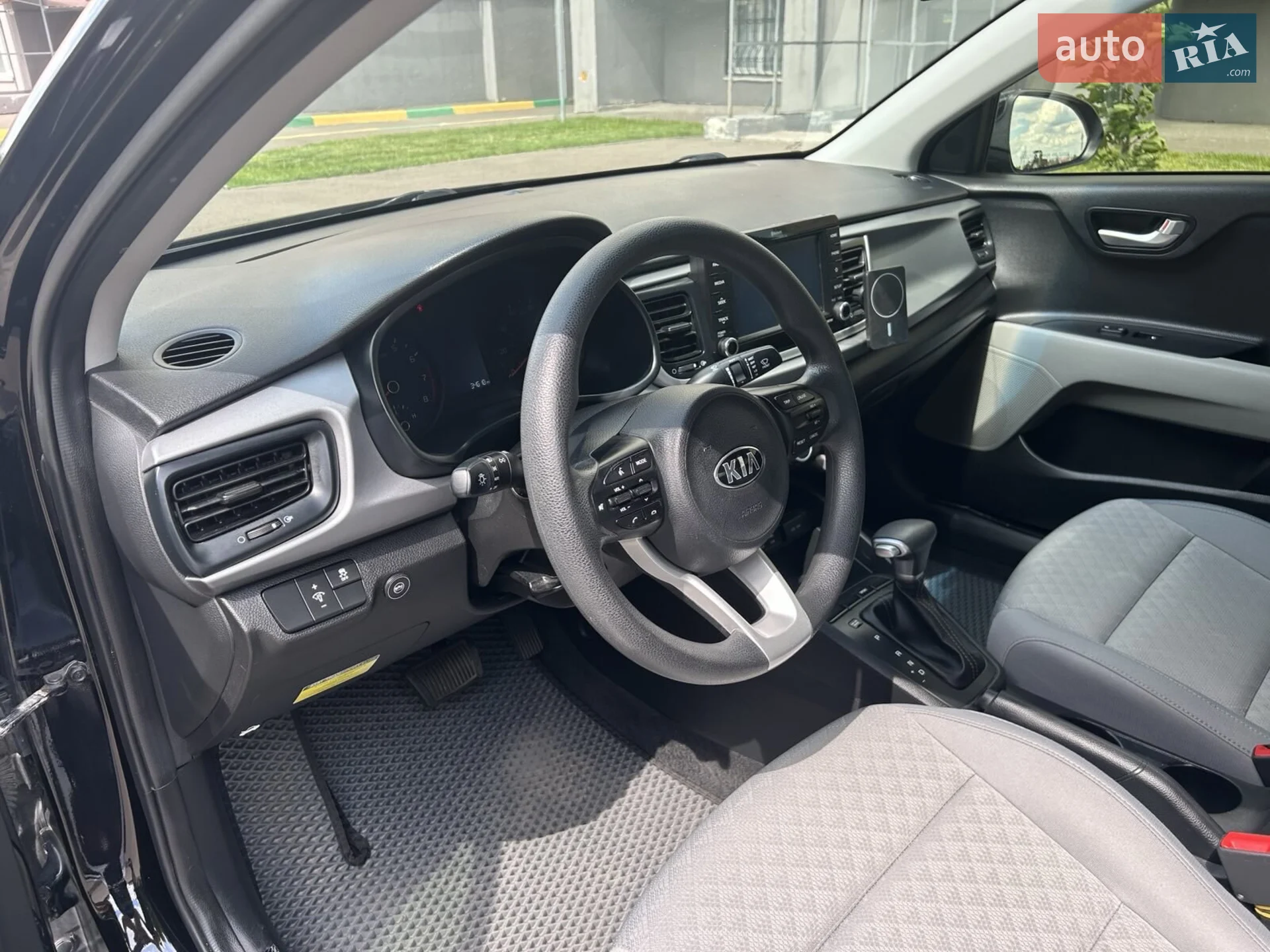 2020 Kia Rio - мініатюра 8