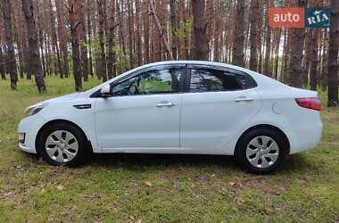 Седан Kia Rio 2013 в 