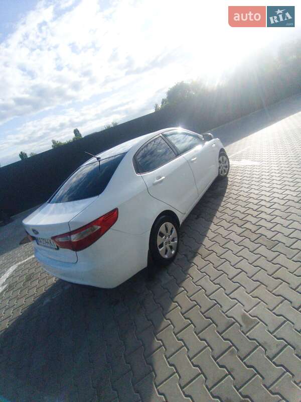 Седан Kia Rio 2012 в Белой Церкви