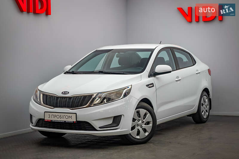 Седан Kia Rio 2012 в Киеве