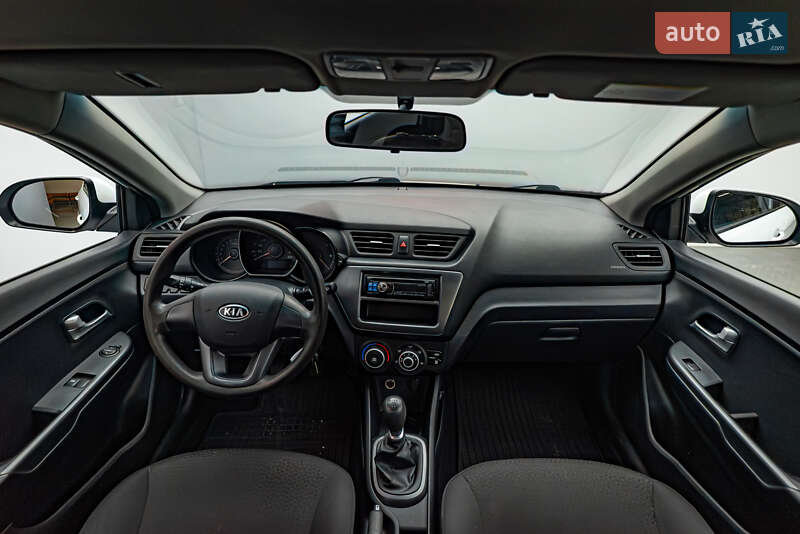 Седан Kia Rio 2012 в Киеве