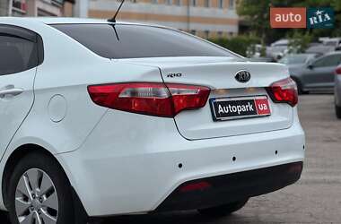 Седан Kia Rio 2013 в 