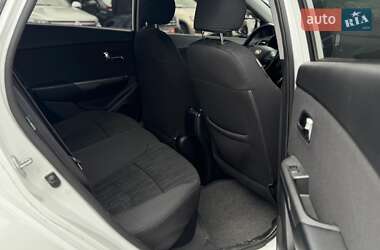 Седан Kia Rio 2013 в 