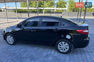 Седан Kia Rio 2012 в 