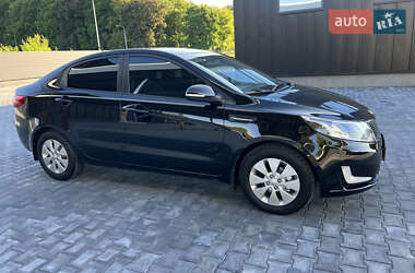 Седан Kia Rio 2012 в 
