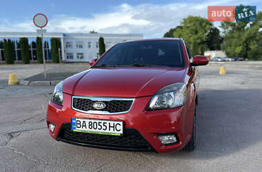 Хетчбек Kia Rio 2011 в Кропивницькому
