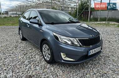 Седан Kia Rio 2014 в 