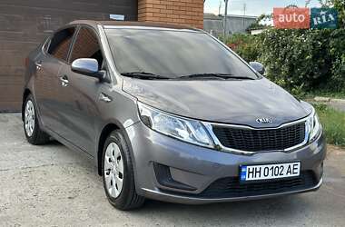 Седан Kia Rio 2013 в Одессе