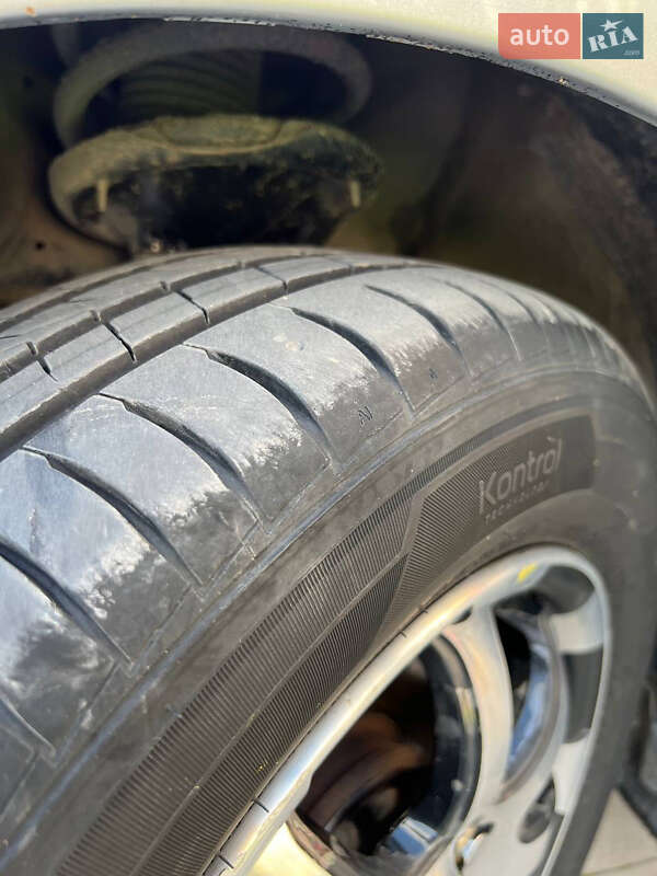 Седан Kia Rio 2010 в Каменец-Подольском