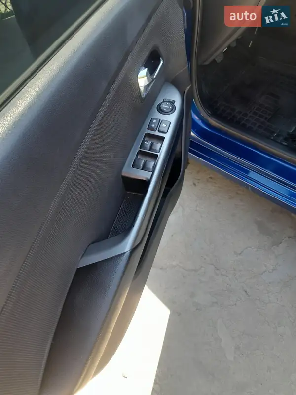 Kia Rio 2012 VIN Z94CC41BADR096113 фото оголошення 12 з 39