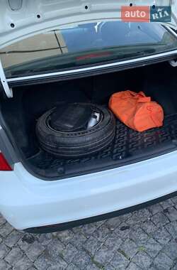 Седан Kia Rio 2012 в 