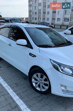 Седан Kia Rio 2012 в 