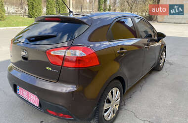 Хетчбек Kia Rio 2012 в 