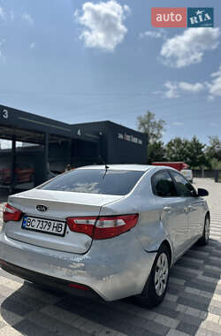 Седан Kia Rio 2011 в 