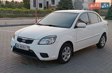 Седан Kia Rio 2011 в Вінниці