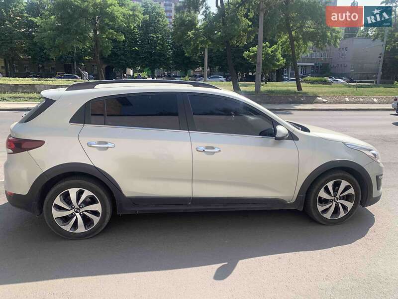 Хэтчбек Kia Rio 2018 в Днепре фото 2 Хэтчбек Kia Rio 2018 в Днепре