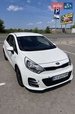 Хэтчбек Kia Rio 2015 в Киеве