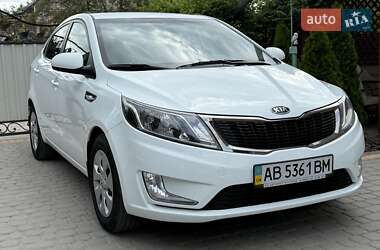Седан Kia Rio 2012 в Виннице