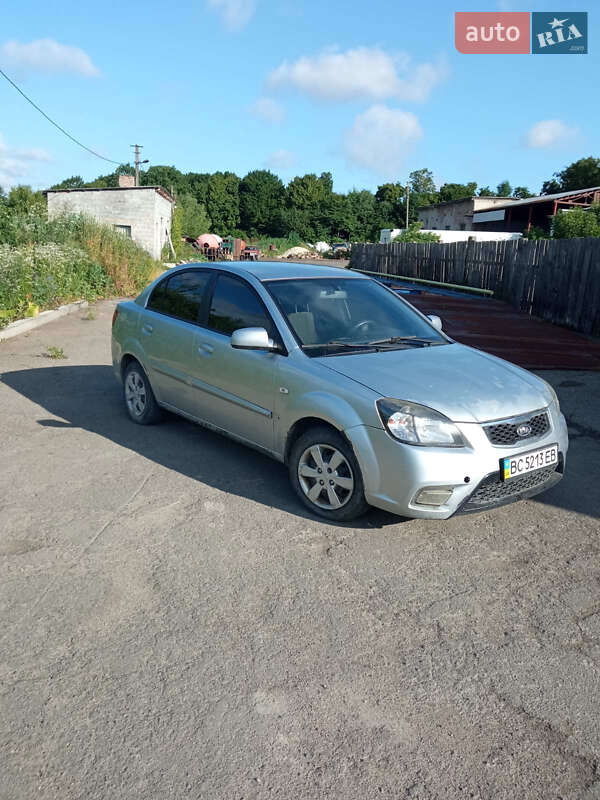 Kia Rio 2011