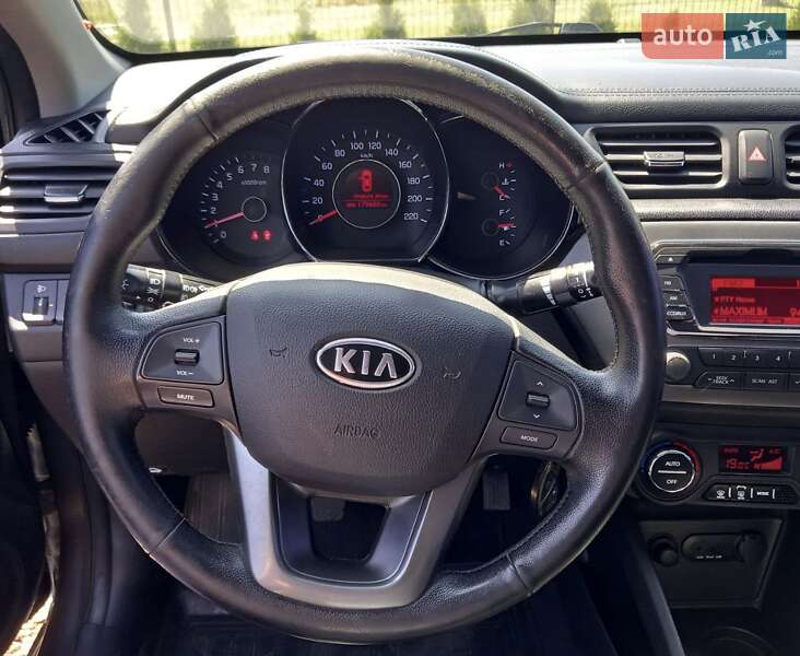Седан Kia Rio 2012 в Броварах