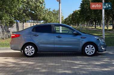 Седан Kia Rio 2013 в 