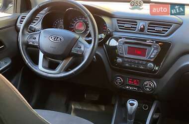 Седан Kia Rio 2013 в 