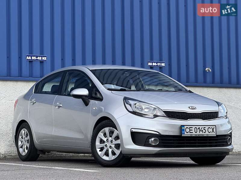 Седан Kia Rio 2015 в Львове