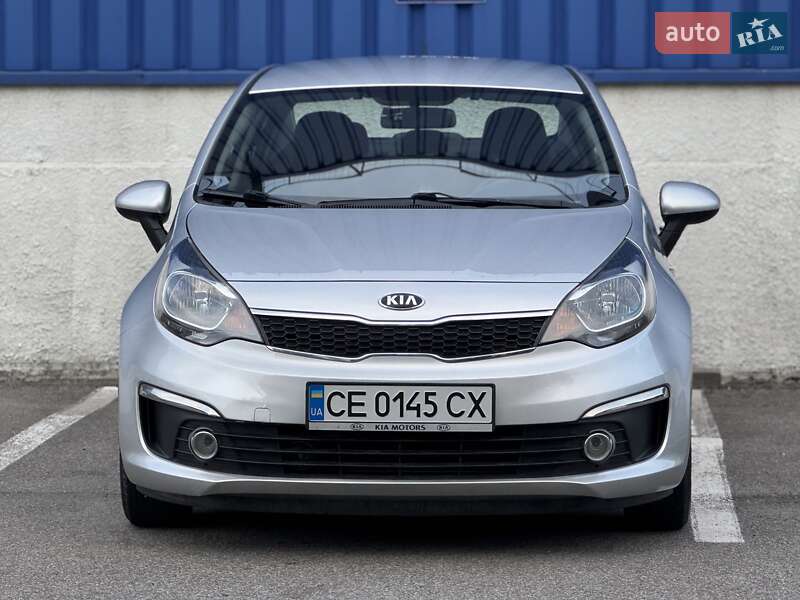 Седан Kia Rio 2015 в Львове