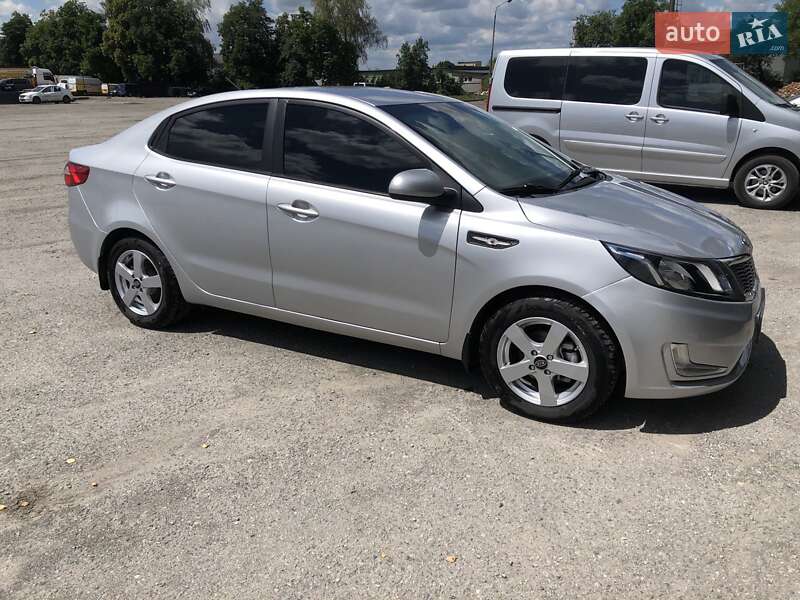 Kia Rio 2013