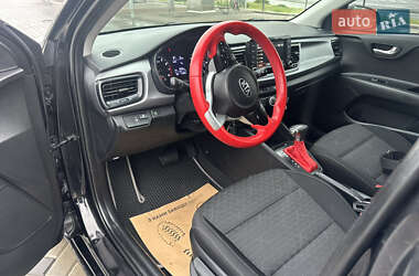 Седан Kia Rio 2020 в 