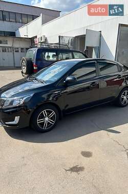 Седан Kia Rio 2013 в 