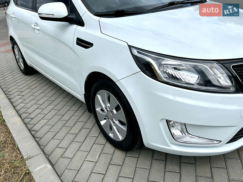Хэтчбек Kia Rio 2012 в Белой Церкви