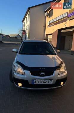 Хэтчбек Kia Rio 2005 в Виннице