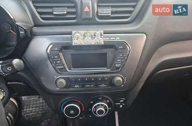 Седан Kia Rio 2012 в 