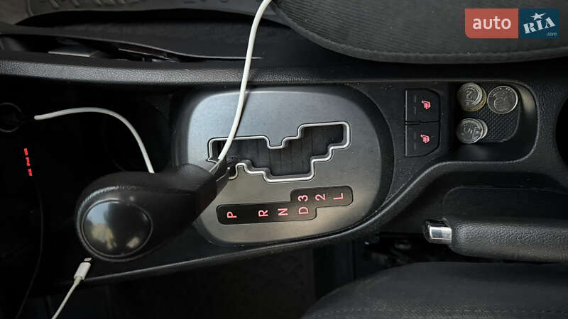 Седан Kia Rio 2013 в Киеве