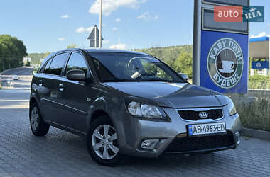 Хэтчбек Kia Rio 2009 в Могилев-Подольске