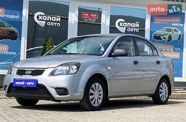Седан Kia Rio 2011 в Львове