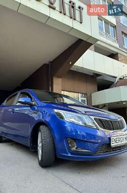 Седан Kia Rio 2013 в Киеве